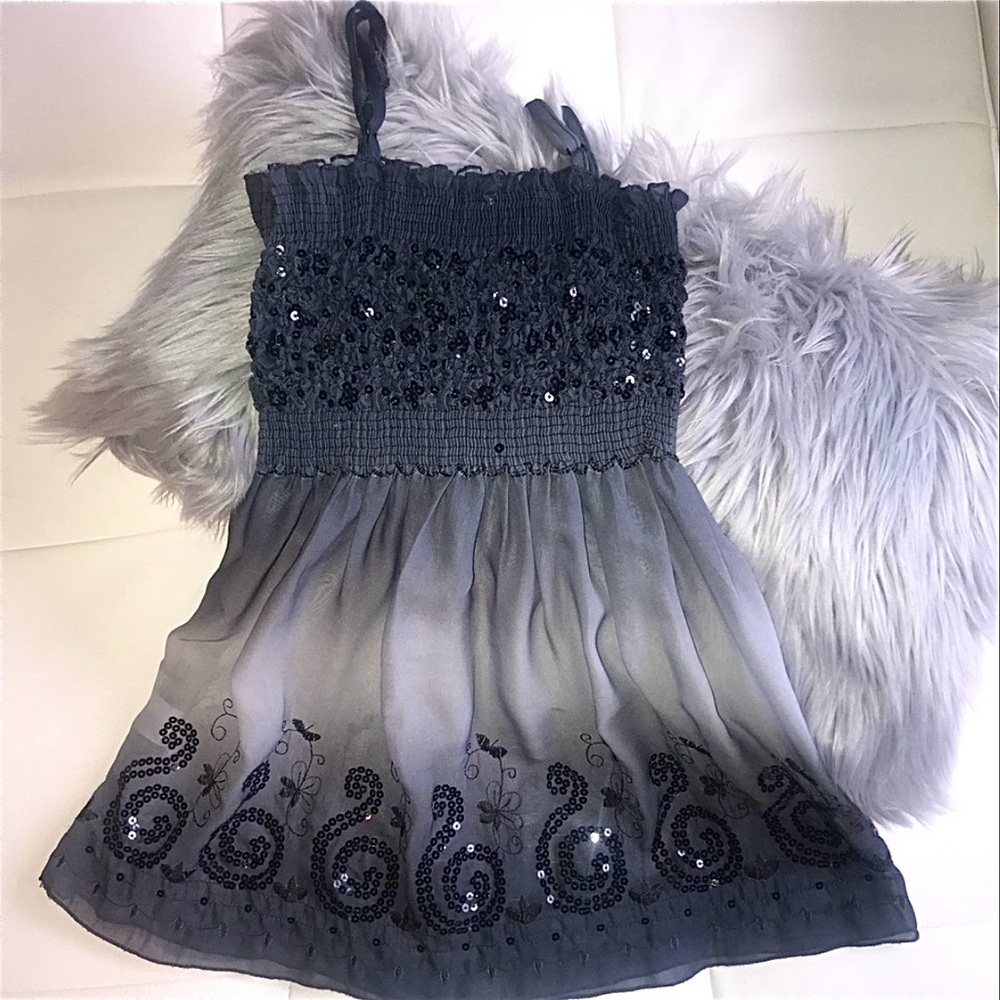 Girl's Top with Straps